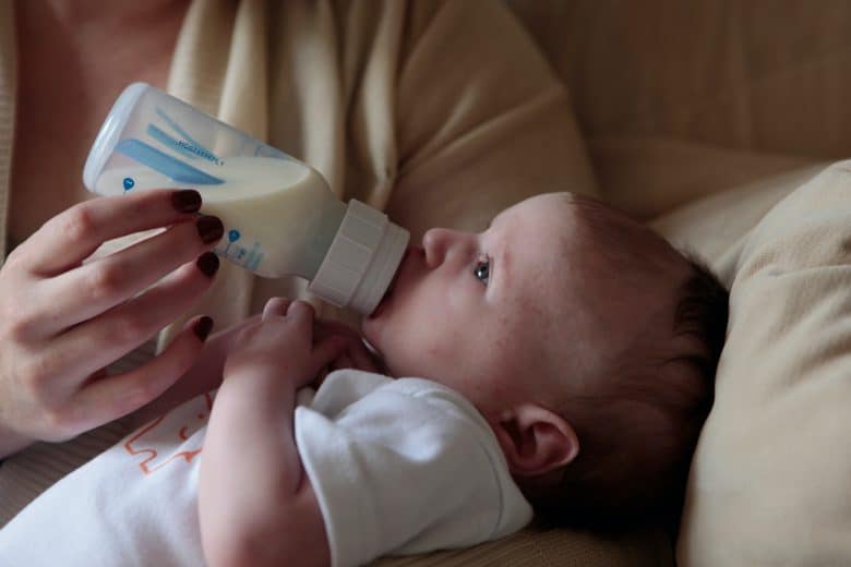 changer lait bébé